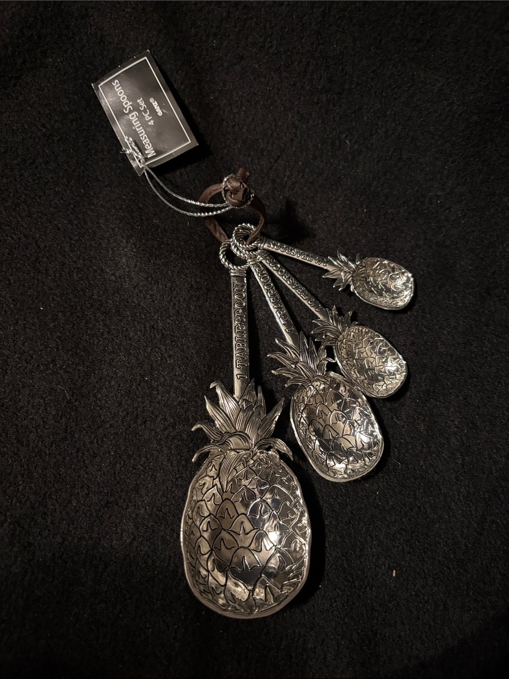 Pineapple Measuring Spoons 4 pc set
